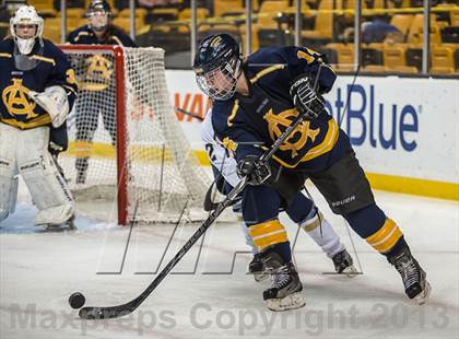 Thumbnail 2 in St. Mary's vs Arlington Catholic (MIAA Division 1 Final) photogallery.