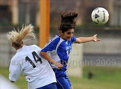 Thumbnail 2 in Los Altos @ Charter Oak photogallery.
