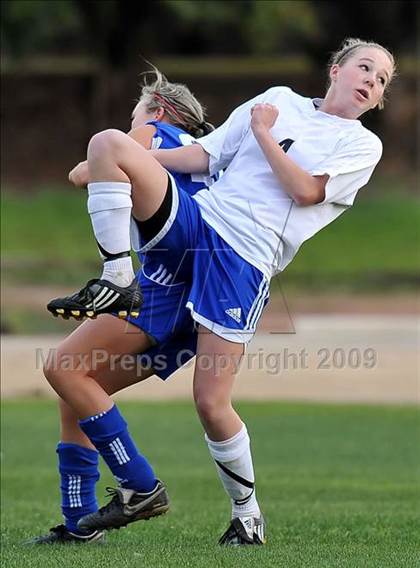 Thumbnail 1 in Los Altos @ Charter Oak photogallery.
