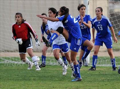 Thumbnail 3 in Los Altos @ Charter Oak photogallery.
