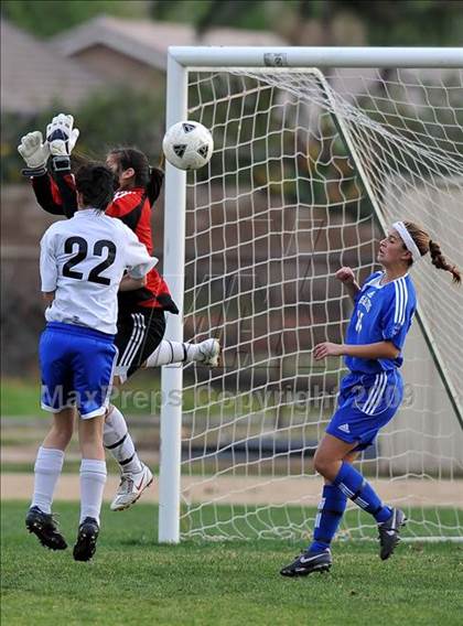 Thumbnail 3 in Los Altos @ Charter Oak photogallery.
