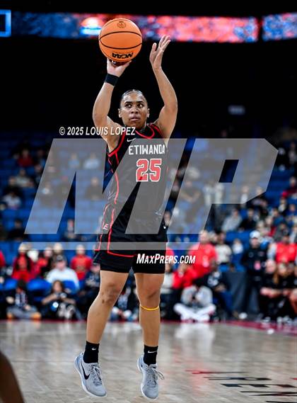 Thumbnail 2 in Etiwanda @ Ontario Christian (CIF SS Open DIV Championship) photogallery.
