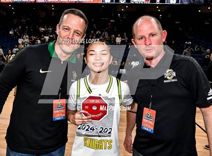Thumbnail 1 in Etiwanda @ Ontario Christian (CIF SS Open DIV Championship) photogallery.