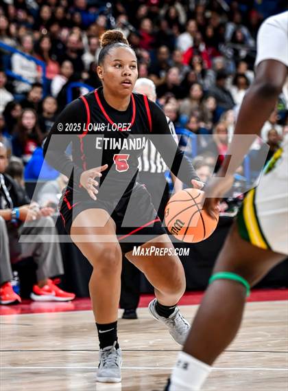 Thumbnail 1 in Etiwanda @ Ontario Christian (CIF SS Open DIV Championship) photogallery.