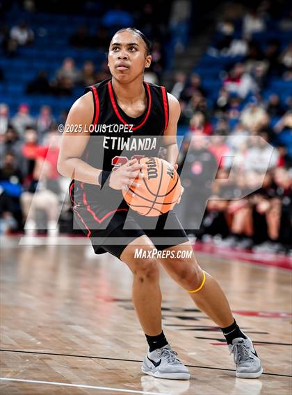 Thumbnail 1 in Etiwanda @ Ontario Christian (CIF SS Open DIV Championship) photogallery.