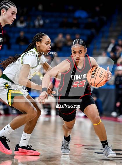 Thumbnail 1 in Etiwanda @ Ontario Christian (CIF SS Open DIV Championship) photogallery.
