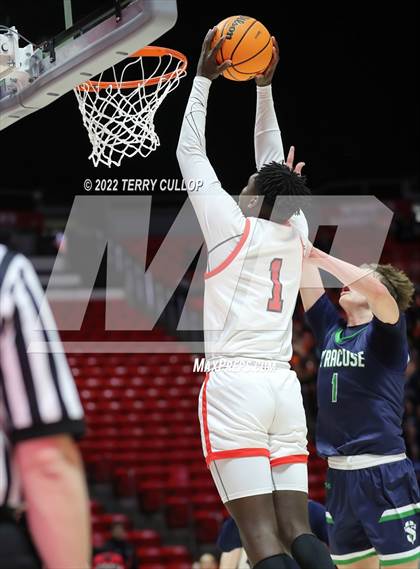 Thumbnail 1 in Syracuse vs. American Fork (UHSAA 6A Quarterfinal) photogallery.