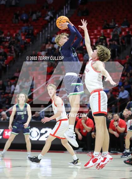 Thumbnail 3 in Syracuse vs. American Fork (UHSAA 6A Quarterfinal) photogallery.