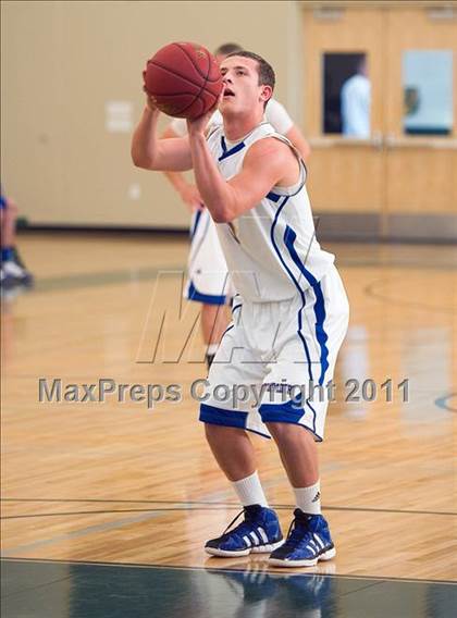 Thumbnail 2 in Canterbury vs Dunedin (Park Holiday Tournament) photogallery.