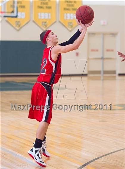 Thumbnail 1 in Canterbury vs Dunedin (Park Holiday Tournament) photogallery.