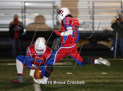 Thumbnail 1 in Winnsboro vs. Sabine (UIL 3A Bi-District Playoff) photogallery.