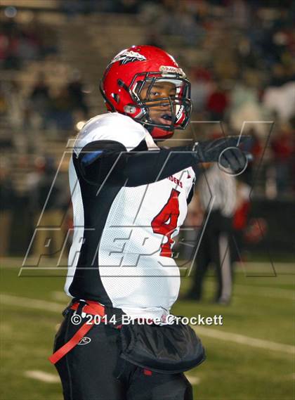 Thumbnail 2 in Winnsboro vs. Sabine (UIL 3A Bi-District Playoff) photogallery.