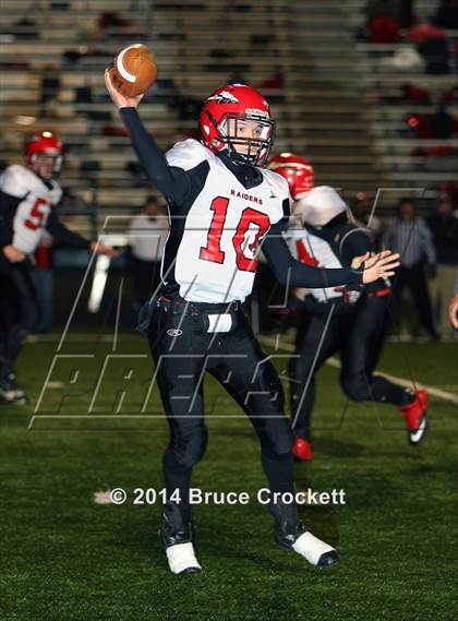 Thumbnail 3 in Winnsboro vs. Sabine (UIL 3A Bi-District Playoff) photogallery.