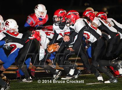 Thumbnail 1 in Winnsboro vs. Sabine (UIL 3A Bi-District Playoff) photogallery.