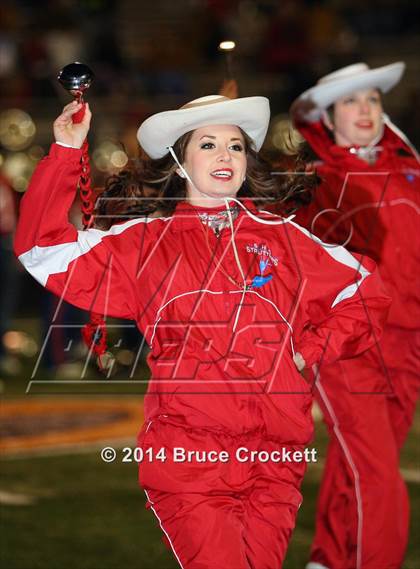 Thumbnail 3 in Winnsboro vs. Sabine (UIL 3A Bi-District Playoff) photogallery.
