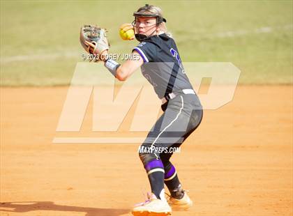 Thumbnail 2 in East Coweta vs Buford (GHSA 7A State Championship) photogallery.