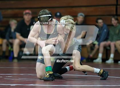 Thumbnail 2 in Paul VI vs Croatan (Blood Pernu Memorial Duals) photogallery.