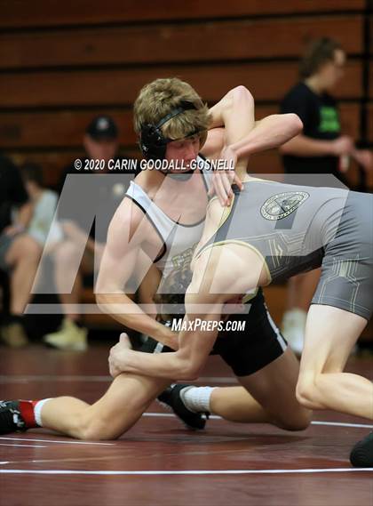 Thumbnail 2 in Paul VI vs Croatan (Blood Pernu Memorial Duals) photogallery.