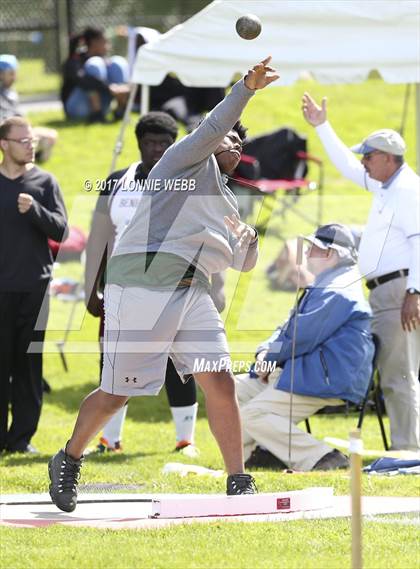 Thumbnail 3 in 50th Annual Loucks Games (Men's Shot Put) photogallery.
