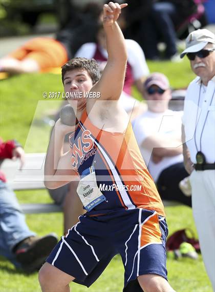 Thumbnail 1 in 50th Annual Loucks Games (Men's Shot Put) photogallery.