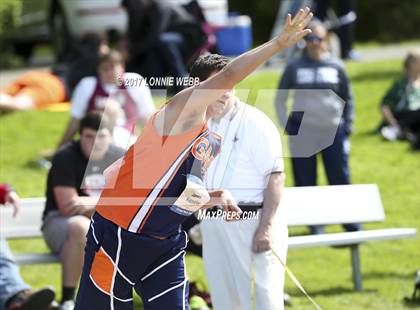 Thumbnail 1 in 50th Annual Loucks Games (Men's Shot Put) photogallery.