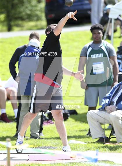 Thumbnail 2 in 50th Annual Loucks Games (Men's Shot Put) photogallery.