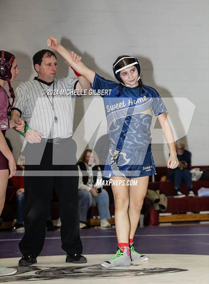 Thumbnail 2 in Section VI Dual Invitational (Sweet Home vs Dunkirk) photogallery.