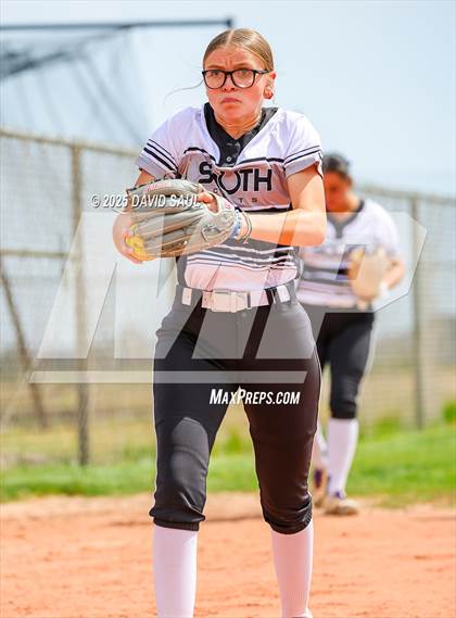 Thumbnail 3 in Pueblo South @ Falcon photogallery.