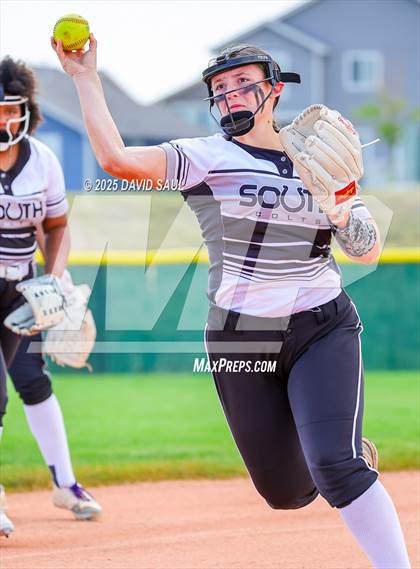 Thumbnail 3 in Pueblo South @ Falcon photogallery.