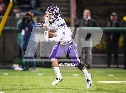 Thumbnail 1 in Lake Stevens @ Woodinville (WIAA 4A Semifinal) photogallery.