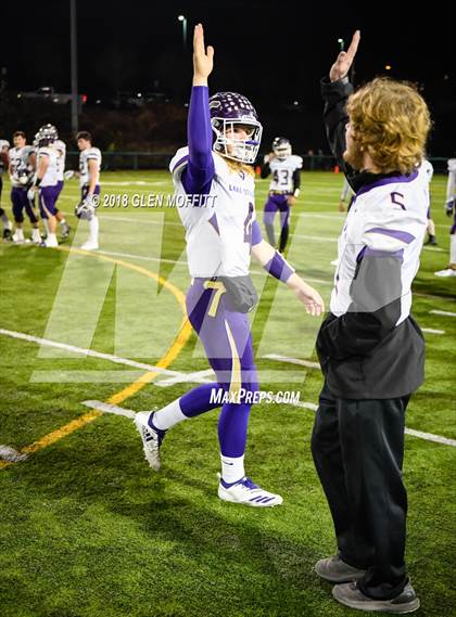 Thumbnail 2 in Lake Stevens @ Woodinville (WIAA 4A Semifinal) photogallery.