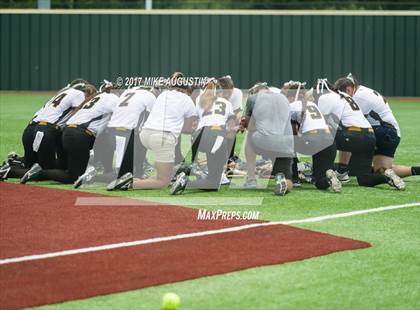Thumbnail 2 in Forney vs. The Colony (UIL 5A Regional Final) photogallery.