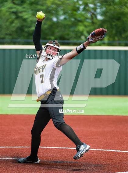 Thumbnail 2 in Forney vs. The Colony (UIL 5A Regional Final) photogallery.