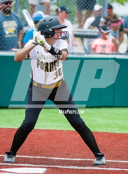 Thumbnail 2 in Forney vs. The Colony (UIL 5A Regional Final) photogallery.