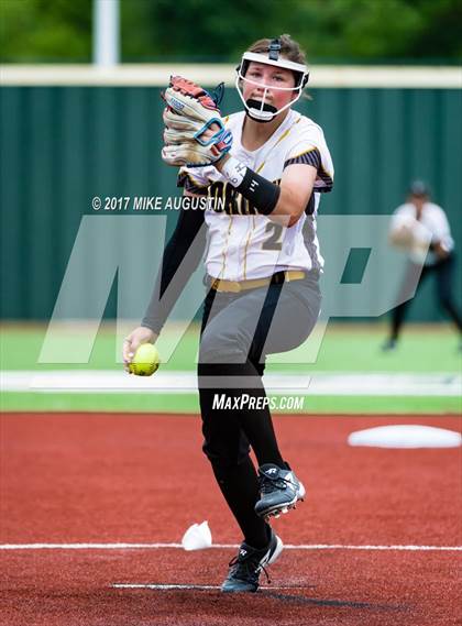 Thumbnail 3 in Forney vs. The Colony (UIL 5A Regional Final) photogallery.
