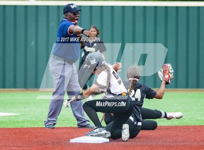 Thumbnail 2 in Forney vs. The Colony (UIL 5A Regional Final) photogallery.