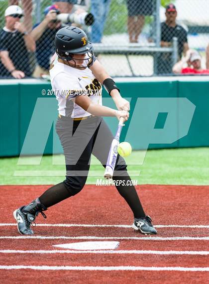 Thumbnail 2 in Forney vs. The Colony (UIL 5A Regional Final) photogallery.