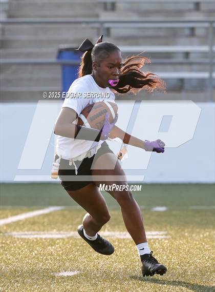 Thumbnail 3 in Bellflower vs La Habra (CIF SS Division 3 Round 2) photogallery.
