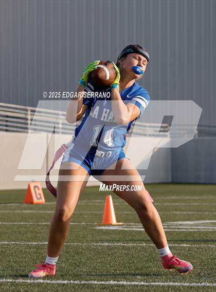 Thumbnail 2 in Bellflower vs La Habra (CIF SS Division 3 Round 2) photogallery.