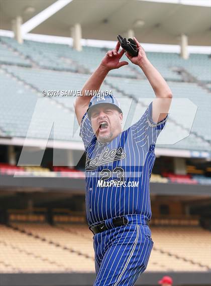 Thumbnail 3 in North Hollywood vs Banning (CIF LACS D1 Final) photogallery.