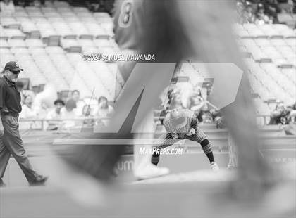 Thumbnail 3 in North Hollywood vs Banning (CIF LACS D1 Final) photogallery.
