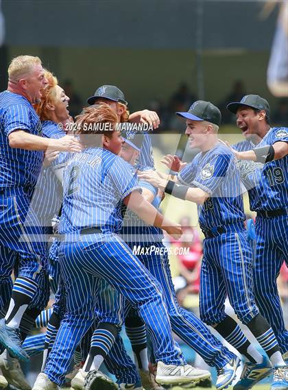 Thumbnail 3 in North Hollywood vs Banning (CIF LACS D1 Final) photogallery.