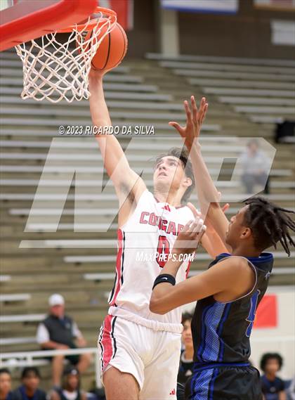 Thumbnail 2 in Sterling vs Tomball (McDonald's Texas Invitational) photogallery.