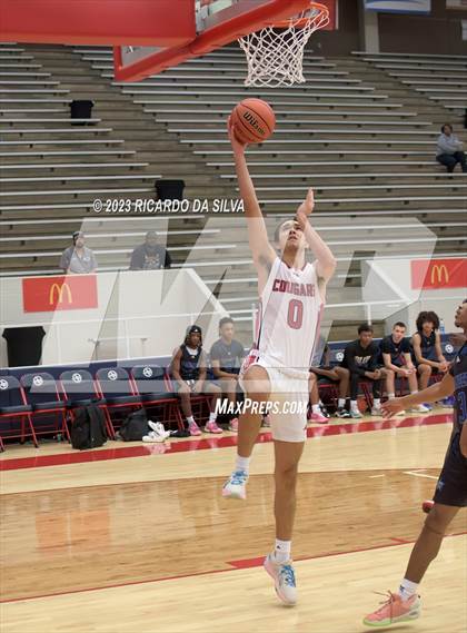 Thumbnail 2 in Sterling vs Tomball (McDonald's Texas Invitational) photogallery.