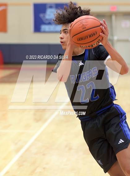 Thumbnail 2 in Sterling vs Tomball (McDonald's Texas Invitational) photogallery.