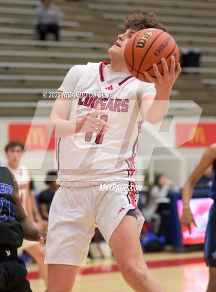 Thumbnail 1 in Sterling vs Tomball (McDonald's Texas Invitational) photogallery.