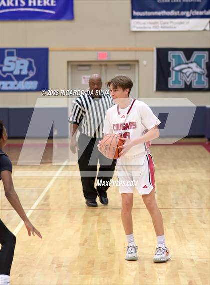 Thumbnail 1 in Sterling vs Tomball (McDonald's Texas Invitational) photogallery.