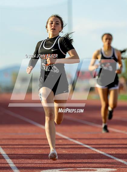 Thumbnail 1 in Fernley Invitational (400M) photogallery.