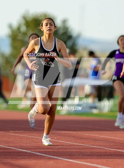 Thumbnail 2 in Fernley Invitational (400M) photogallery.