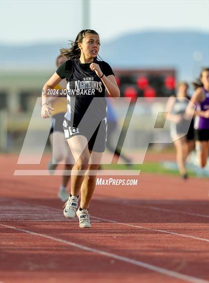 Thumbnail 3 in Fernley Invitational (400M) photogallery.